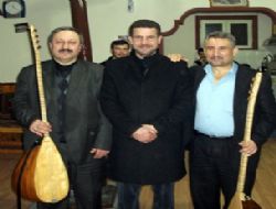 Aşıklar atıştı, dadaşlar coştu..